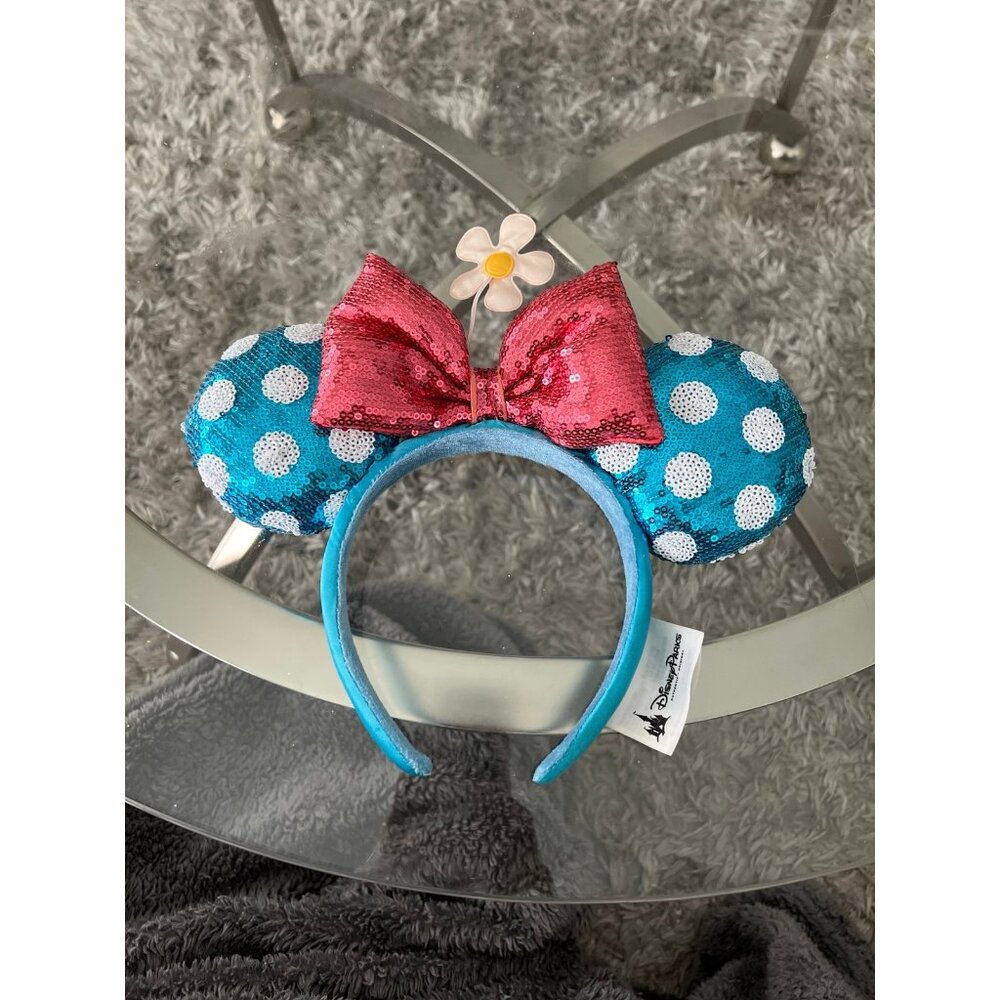 Polka Dot Minnie Mouse Ears with Flower